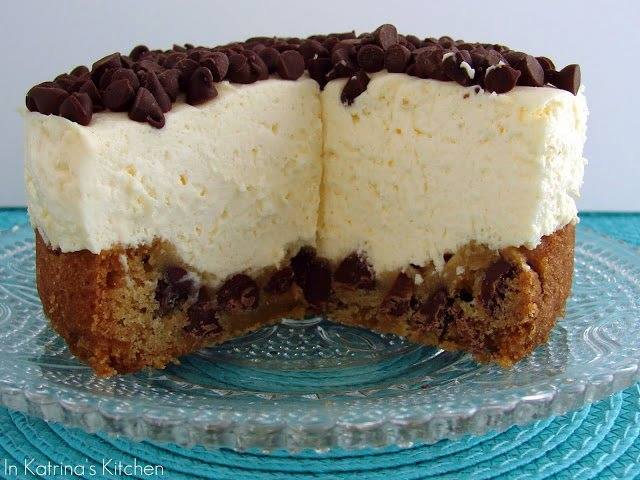 Chocolate Chip Cookie Cheesecake