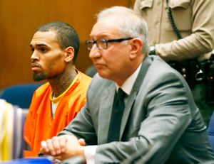 1395098422_479294977_chris-brown-467
