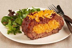 Macaroni and Cheese Stuffed Meatloaf