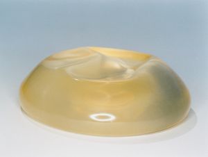 Breast implant