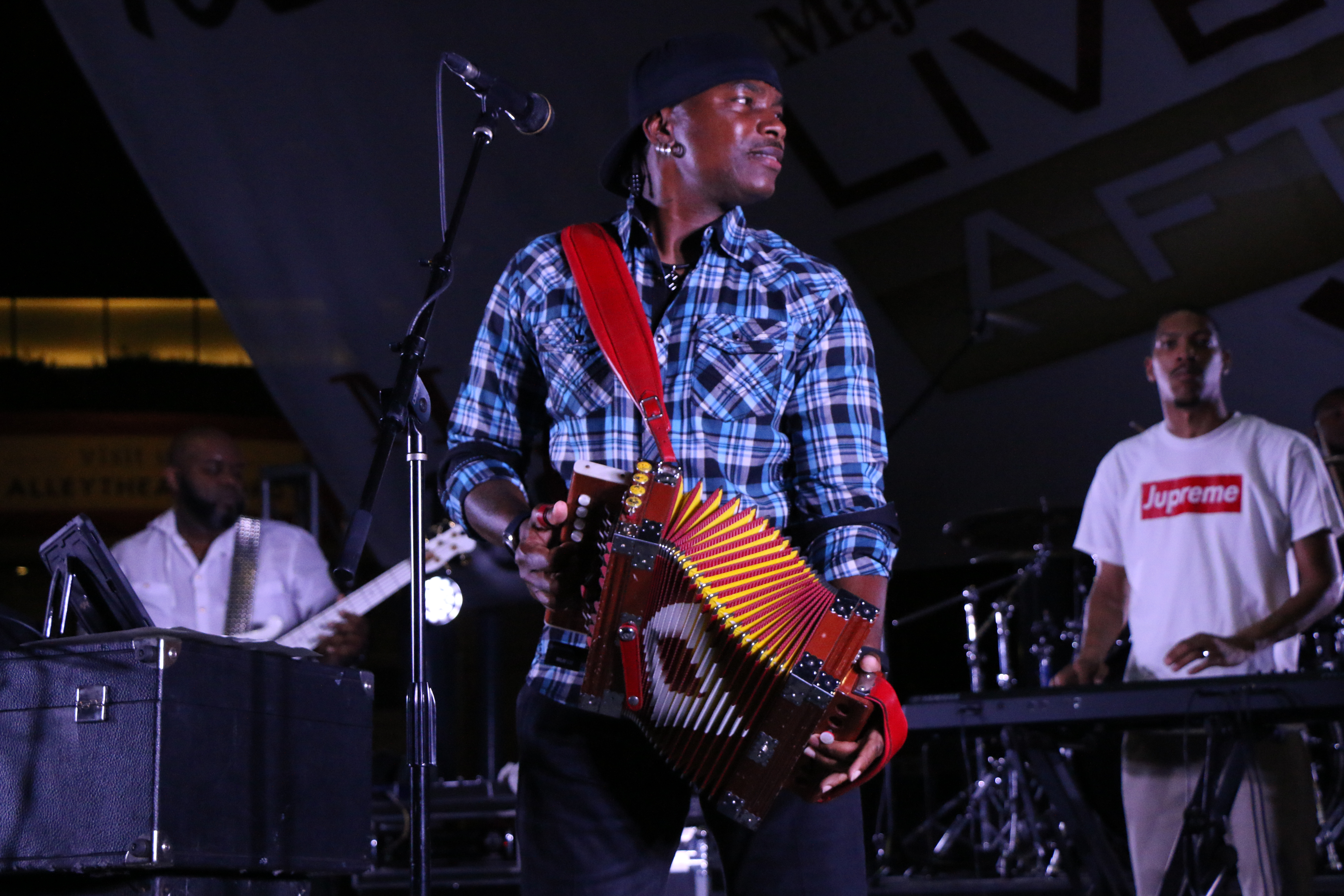 J Paul - Live After 5