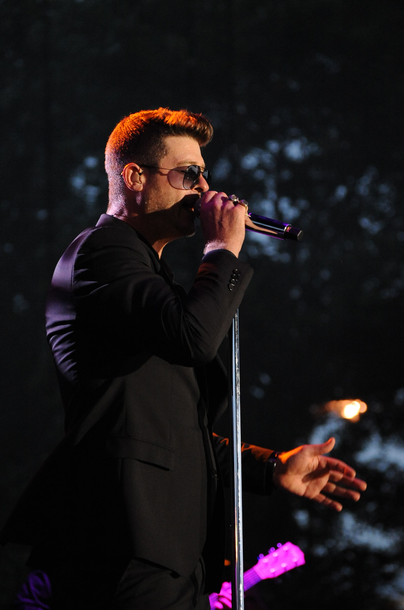 Stone Soul 2019 -- Robin Thicke