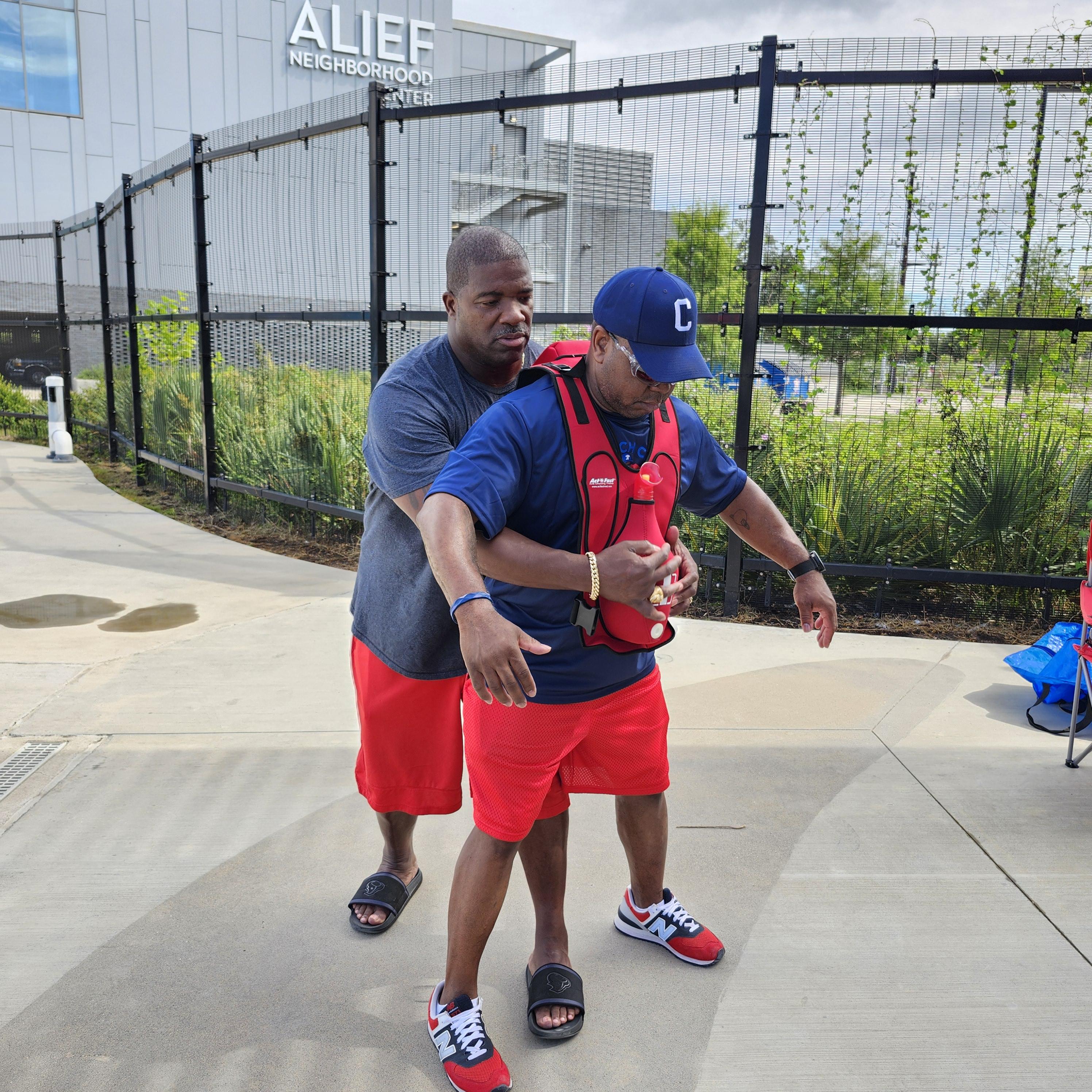 Houston Swim Waves/Coach CPR