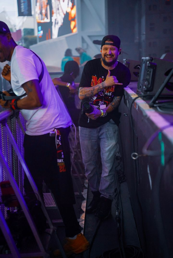 In the Photo Pic with Our Majic Crew